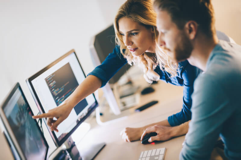 Upgrade ERP or change it - when to do it? Tomasz Woch